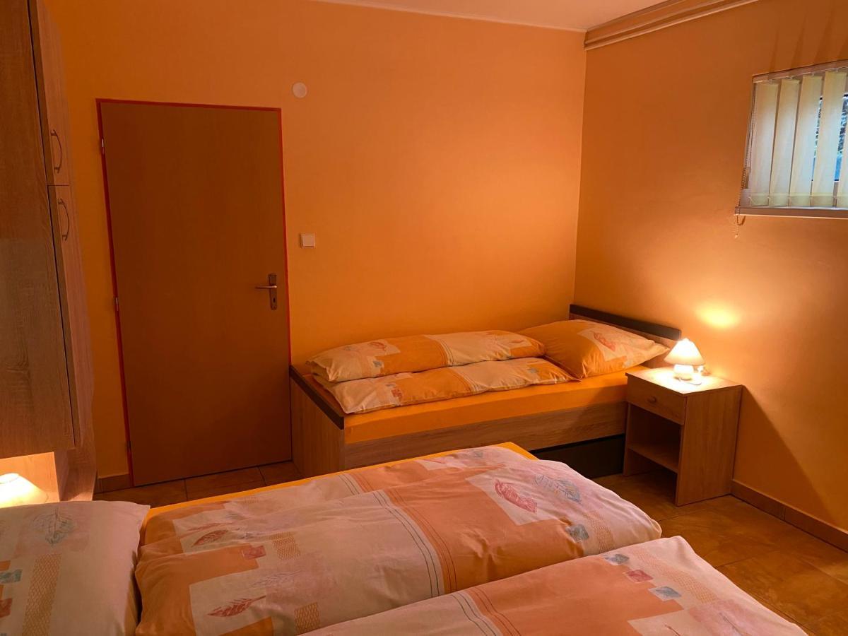 Privat No 13 Leilighet Liptovský Mikuláš Eksteriør bilde